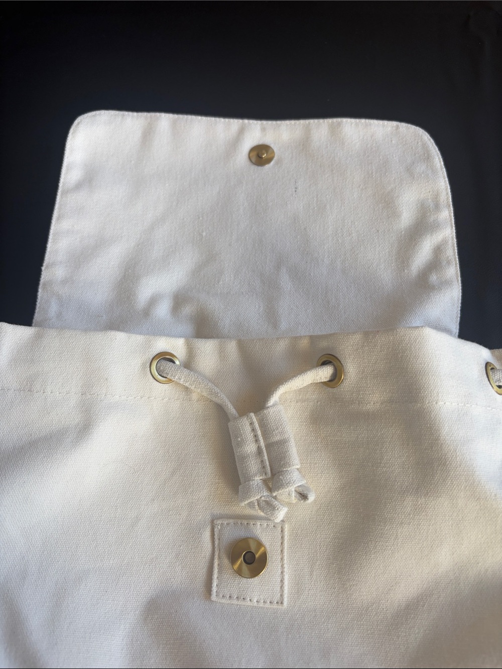 LAUDE the Label Organic Cotton Convertible Backpack Bag - Like New - Picture 10 of 10